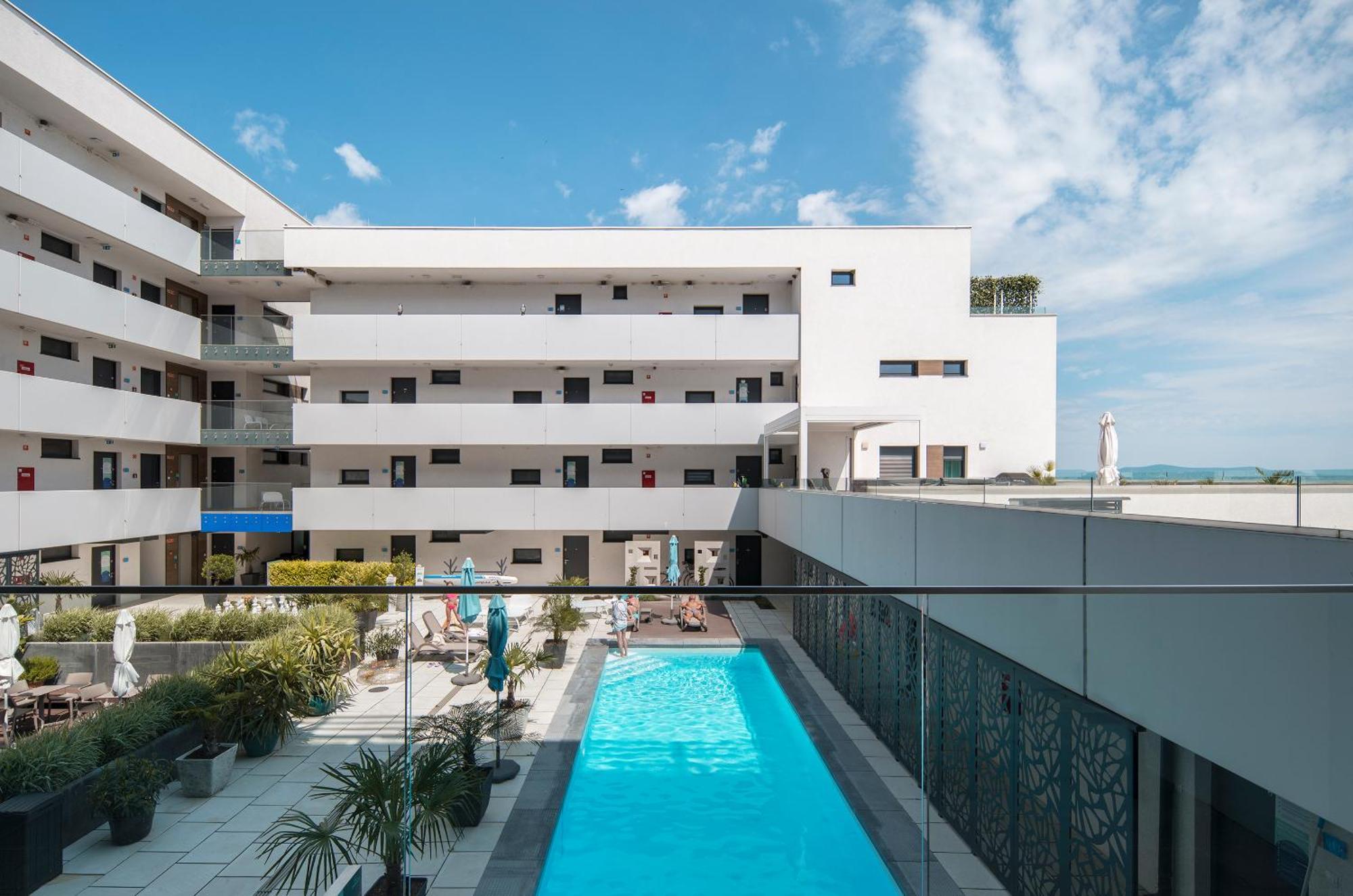 Sunset Resort - Lakeside Apartment Fonyód 外观 照片