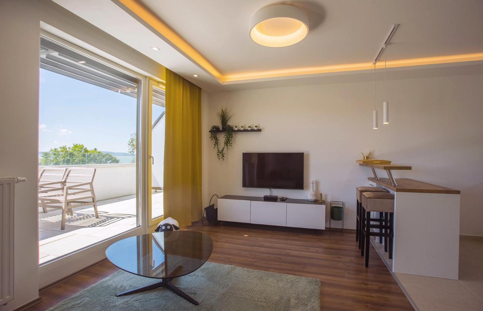 Sunset Resort - Lakeside Apartment Fonyód 外观 照片