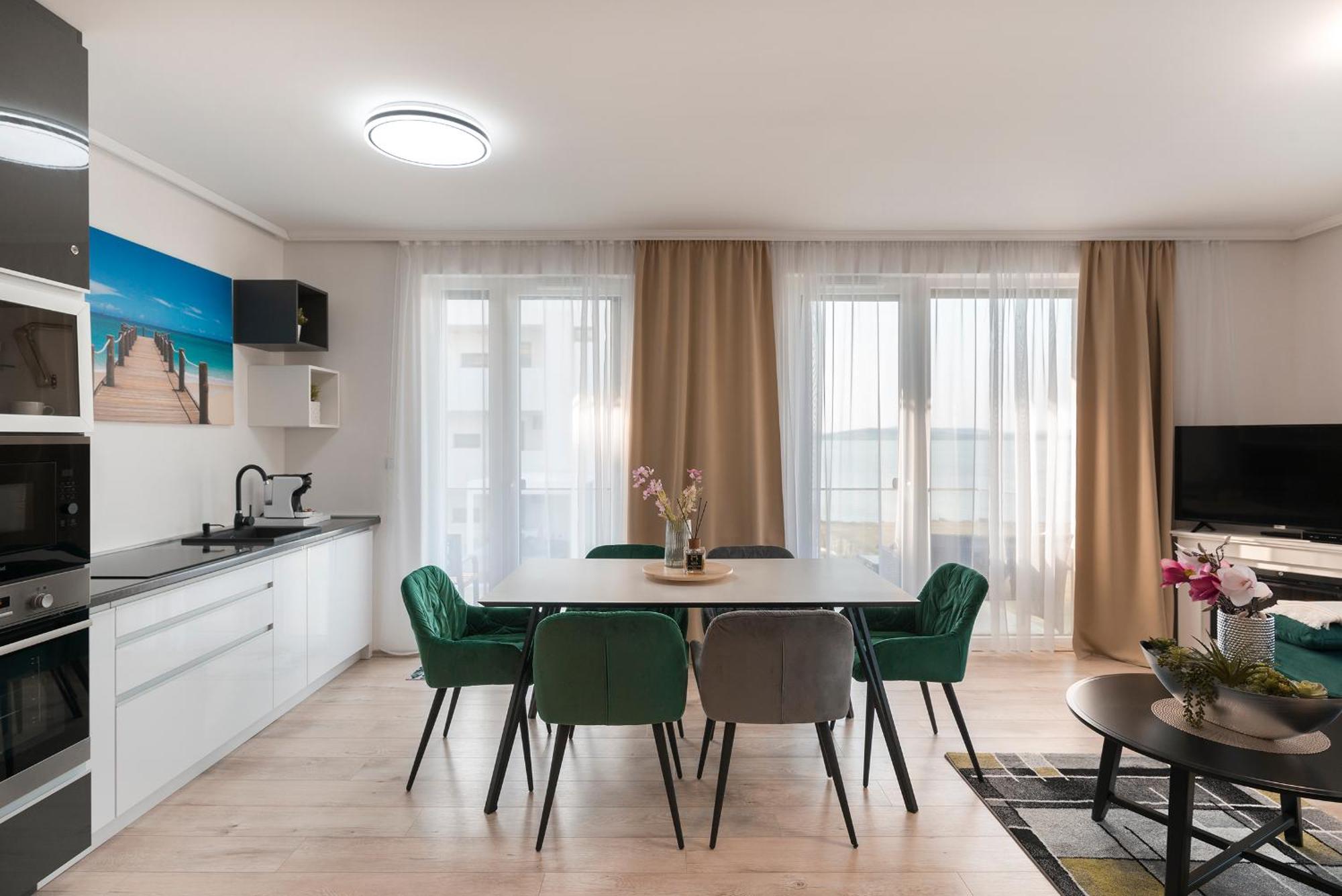 Sunset Resort - Lakeside Apartment Fonyód 外观 照片
