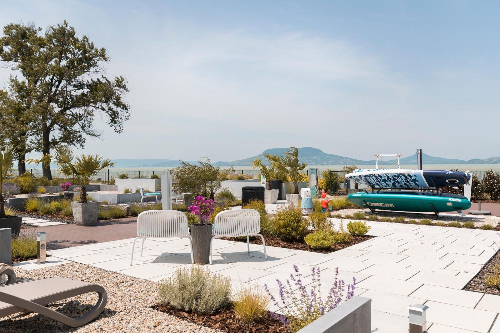 Sunset Resort - Lakeside Apartment Fonyód 外观 照片