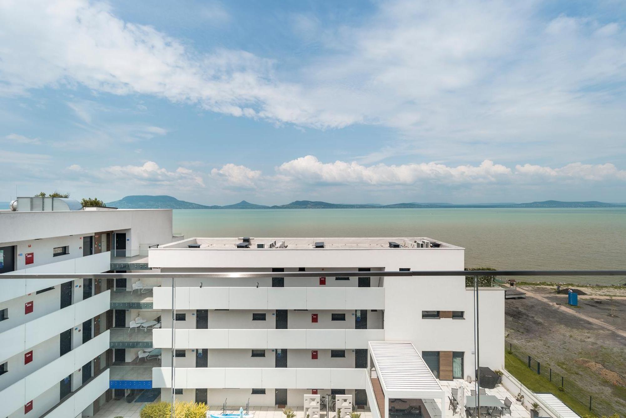Sunset Resort - Lakeside Apartment Fonyód 外观 照片