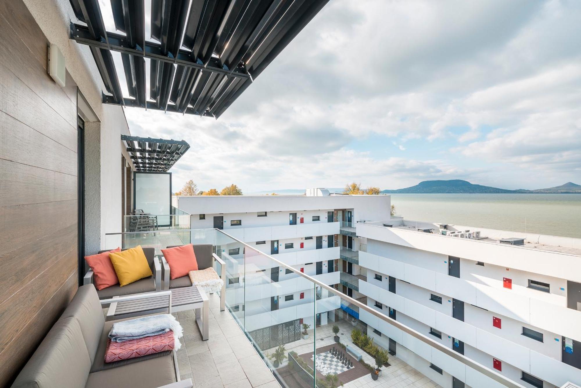 Sunset Resort - Lakeside Apartment Fonyód 客房 照片