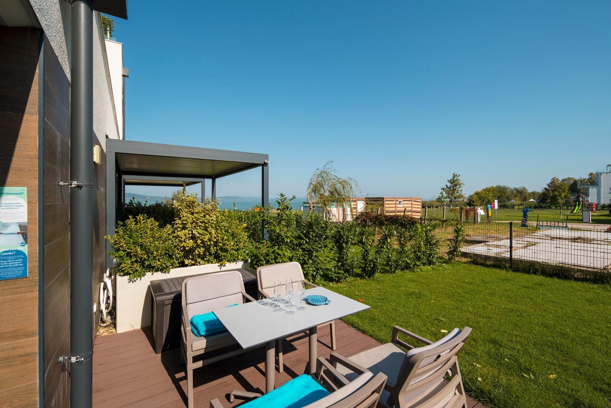 Sunset Resort - Lakeside Apartment Fonyód 客房 照片