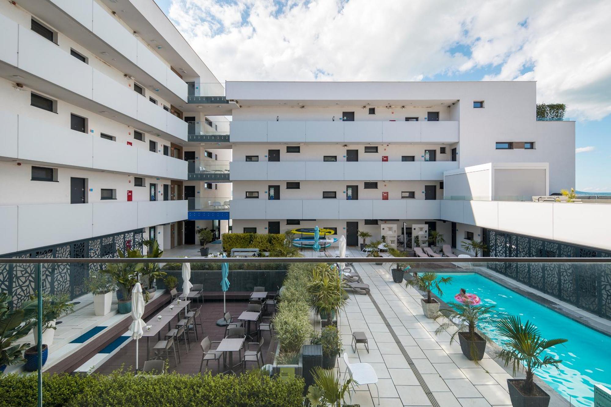Sunset Resort - Lakeside Apartment Fonyód 客房 照片